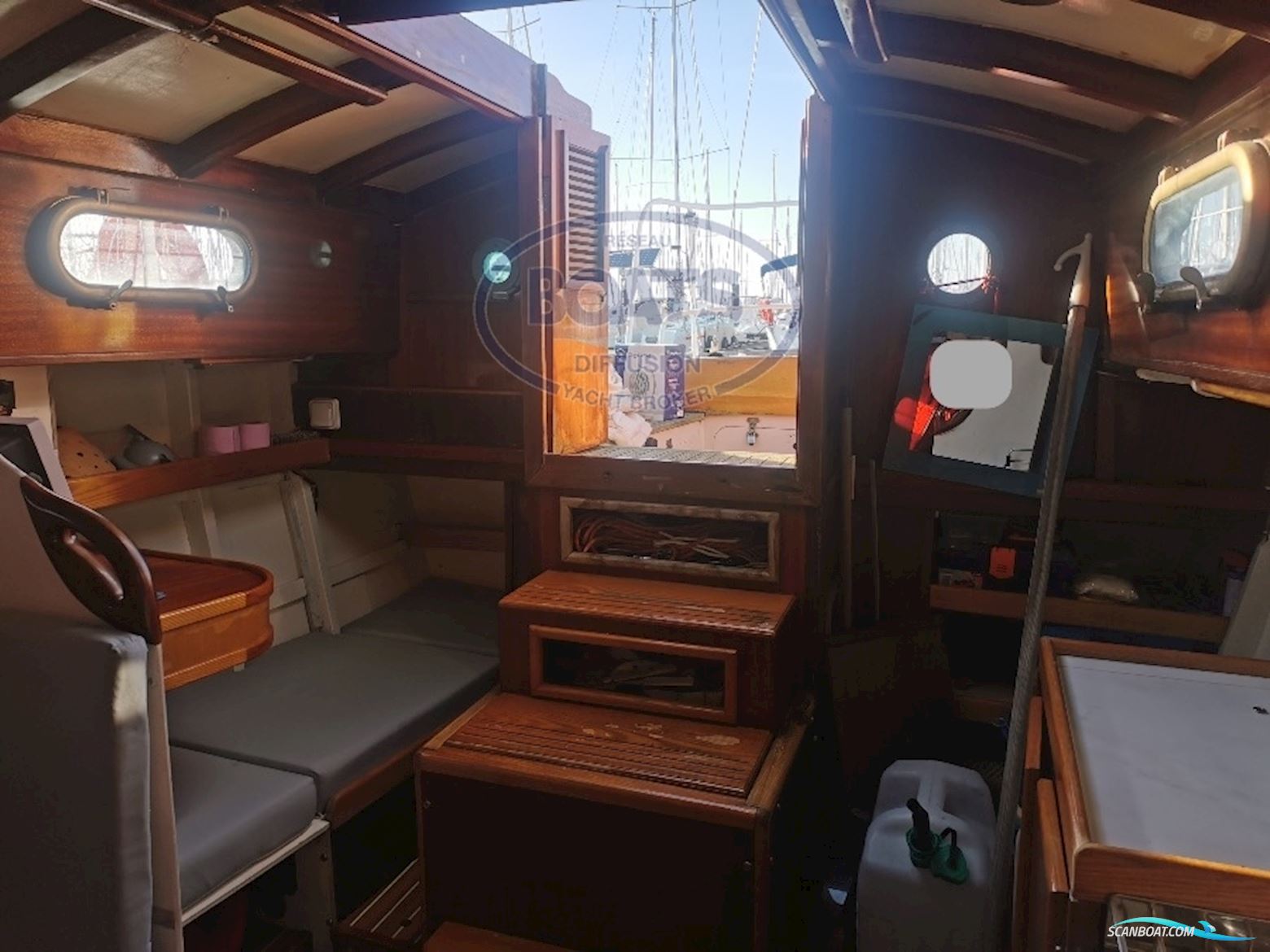 HARTWELL OF PLYMOUTH (GB) HARTWELL OF PLYMOUTH (GB) GOLDEN HIND 31 voilier bois