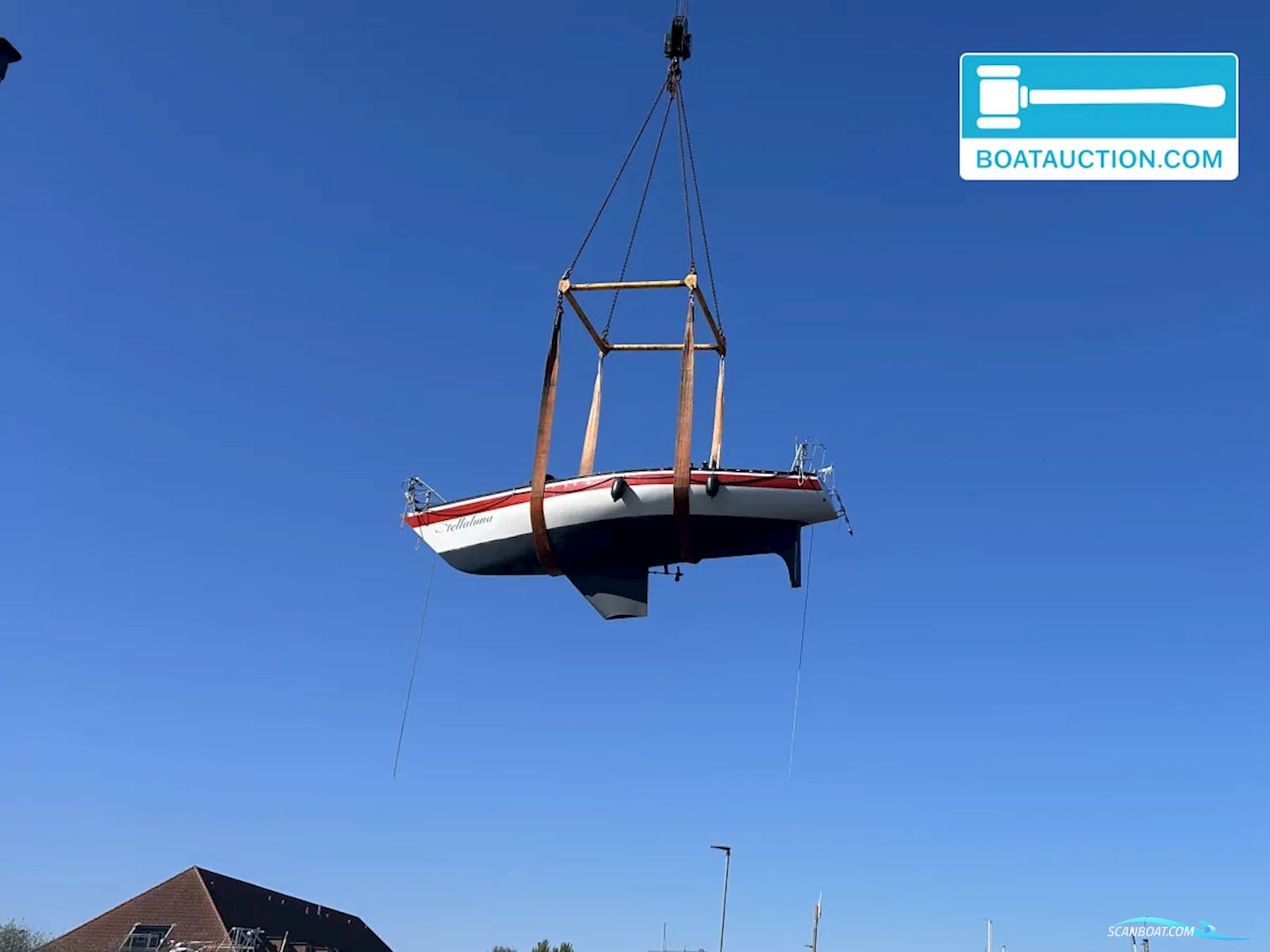 Helmsman 31