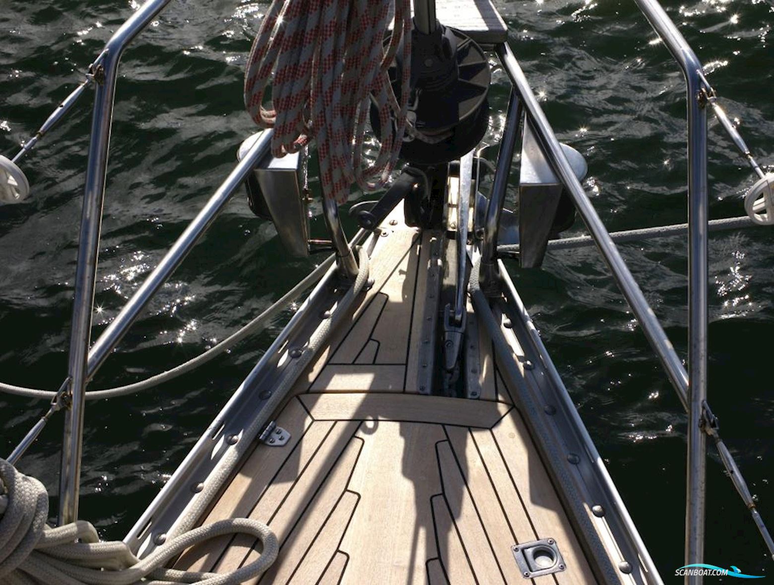 Helmsman 43