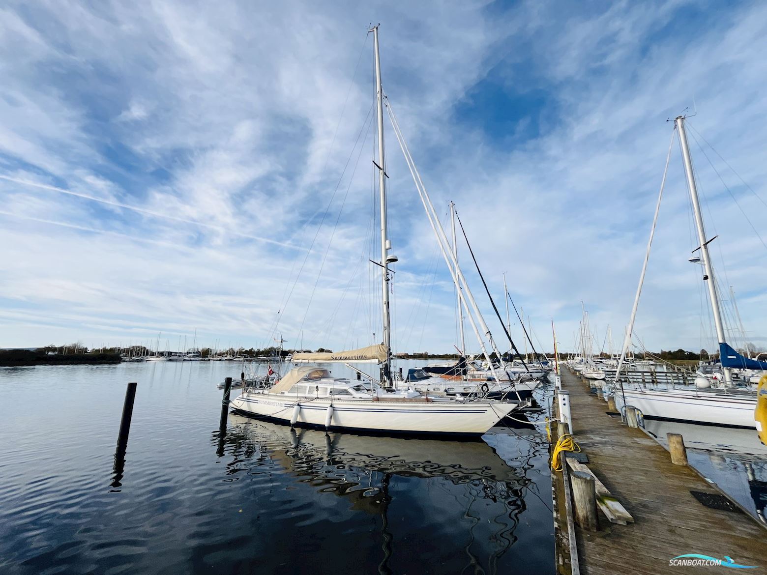 Helmsman 49DS