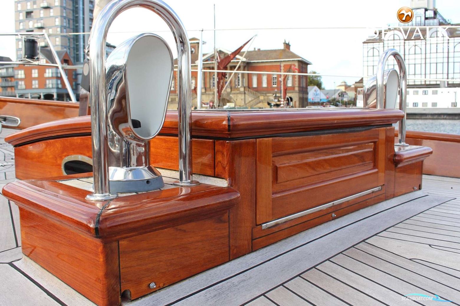 Hoek Design Truly Classic 75