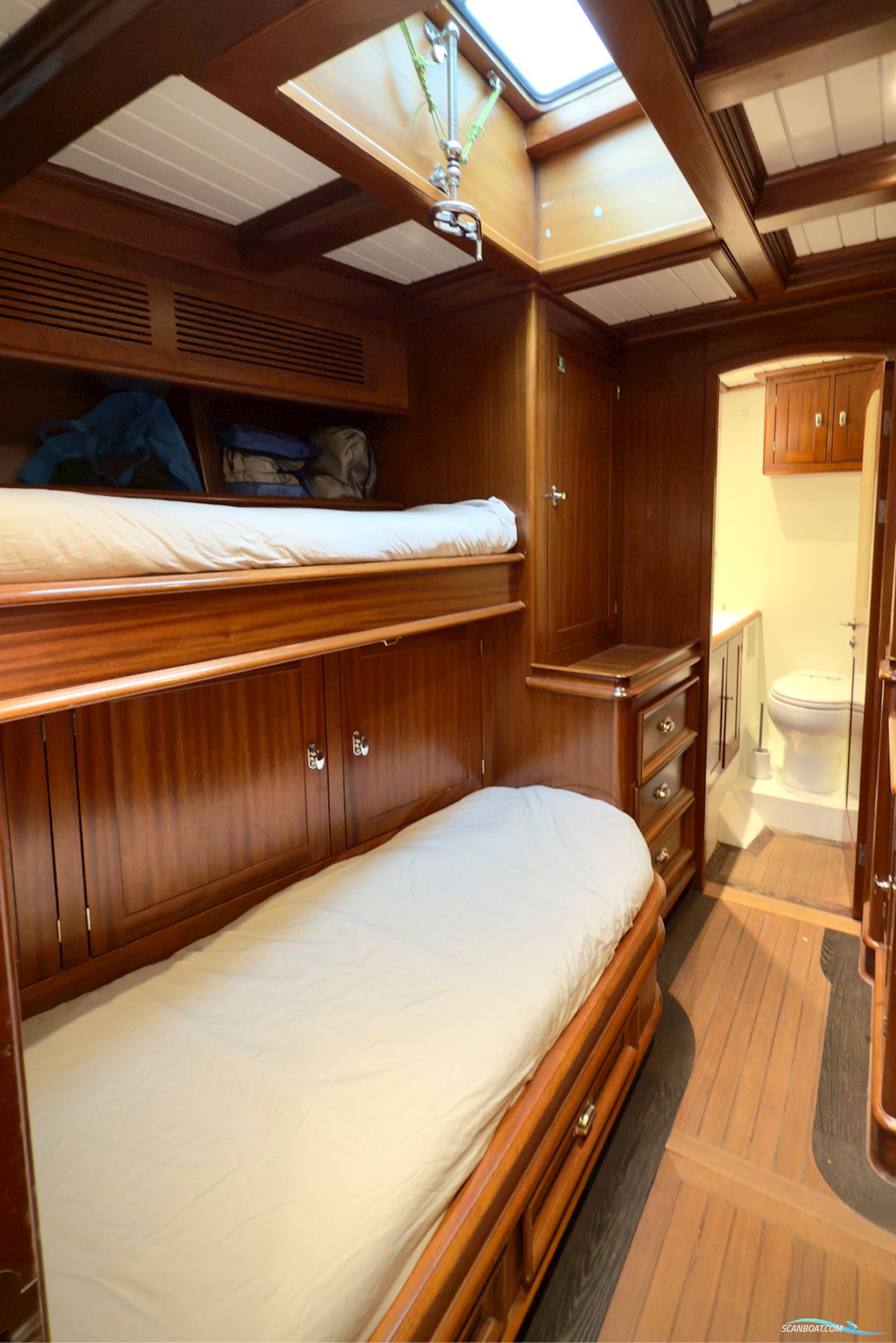 Hoek Truly Classic 108