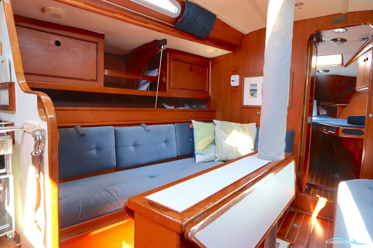 Holman & Pye Red Admiral