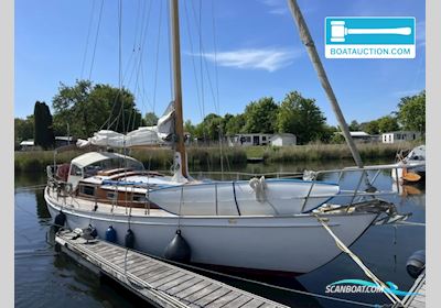 Huisman 1100 Zeilboten 1960, met Perkins motor, The Netherlands
