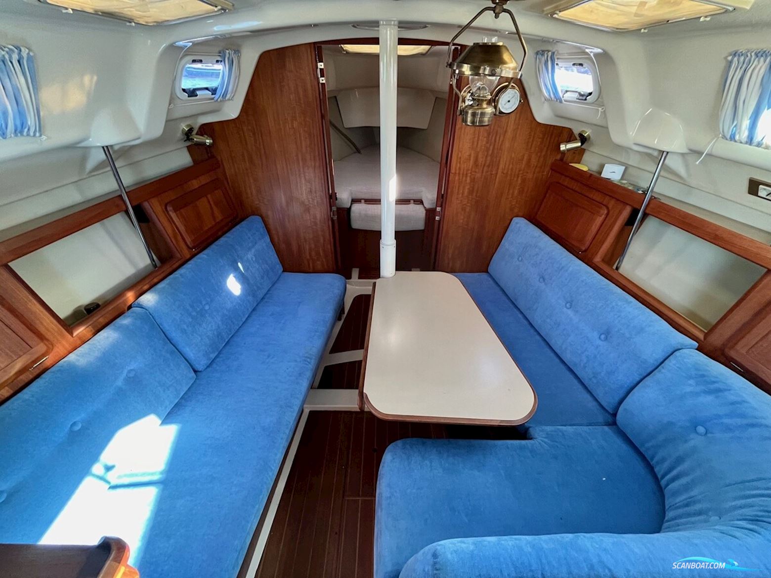 Hunter  30