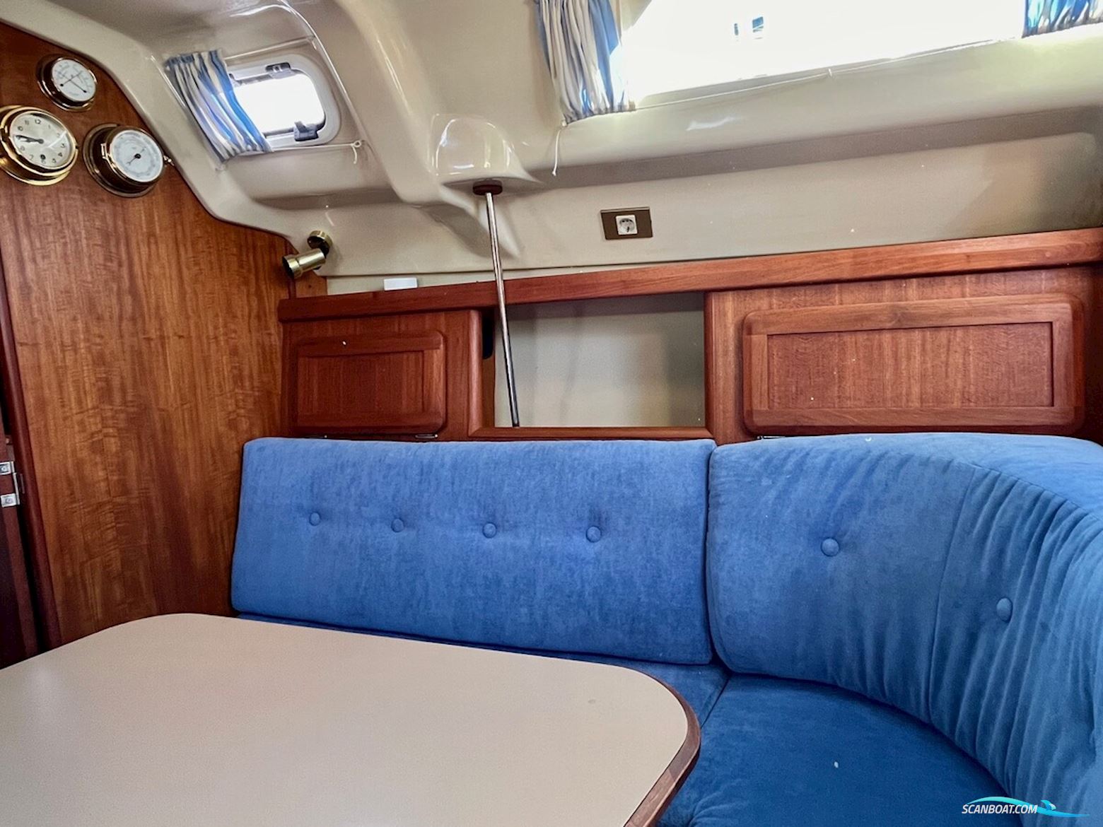 Hunter  30