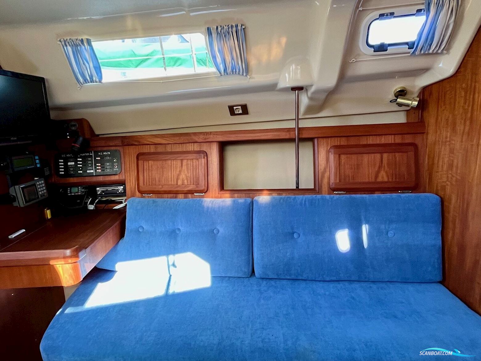 Hunter  30
