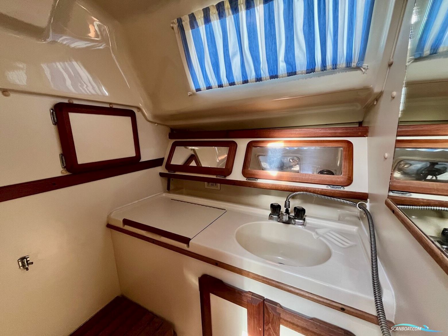 Hunter  30