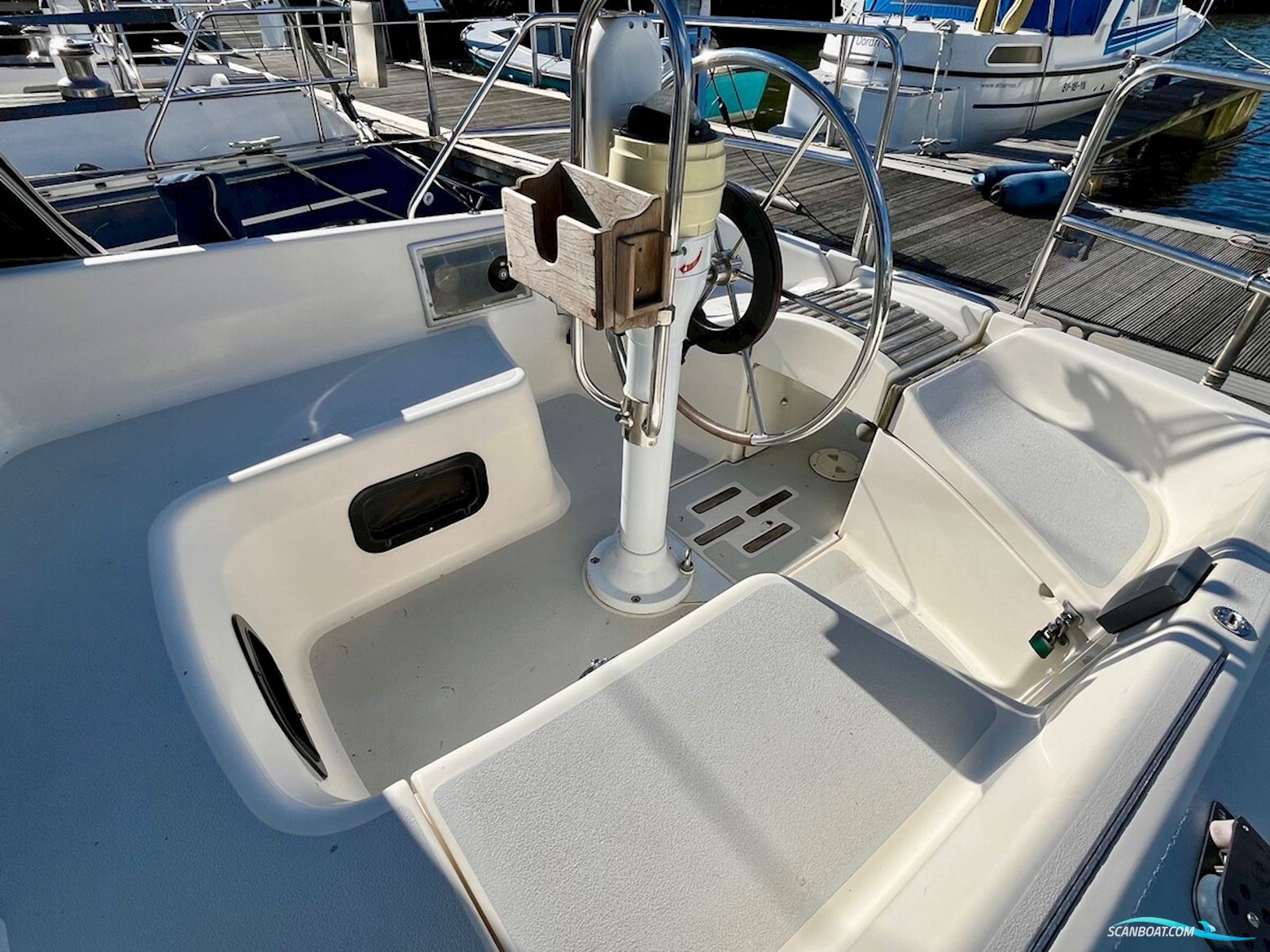Hunter  30