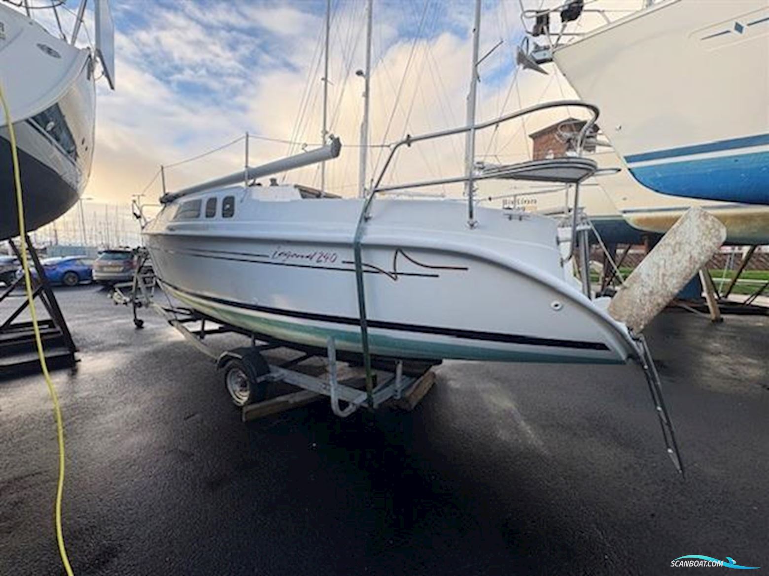 Hunter  Legend 240