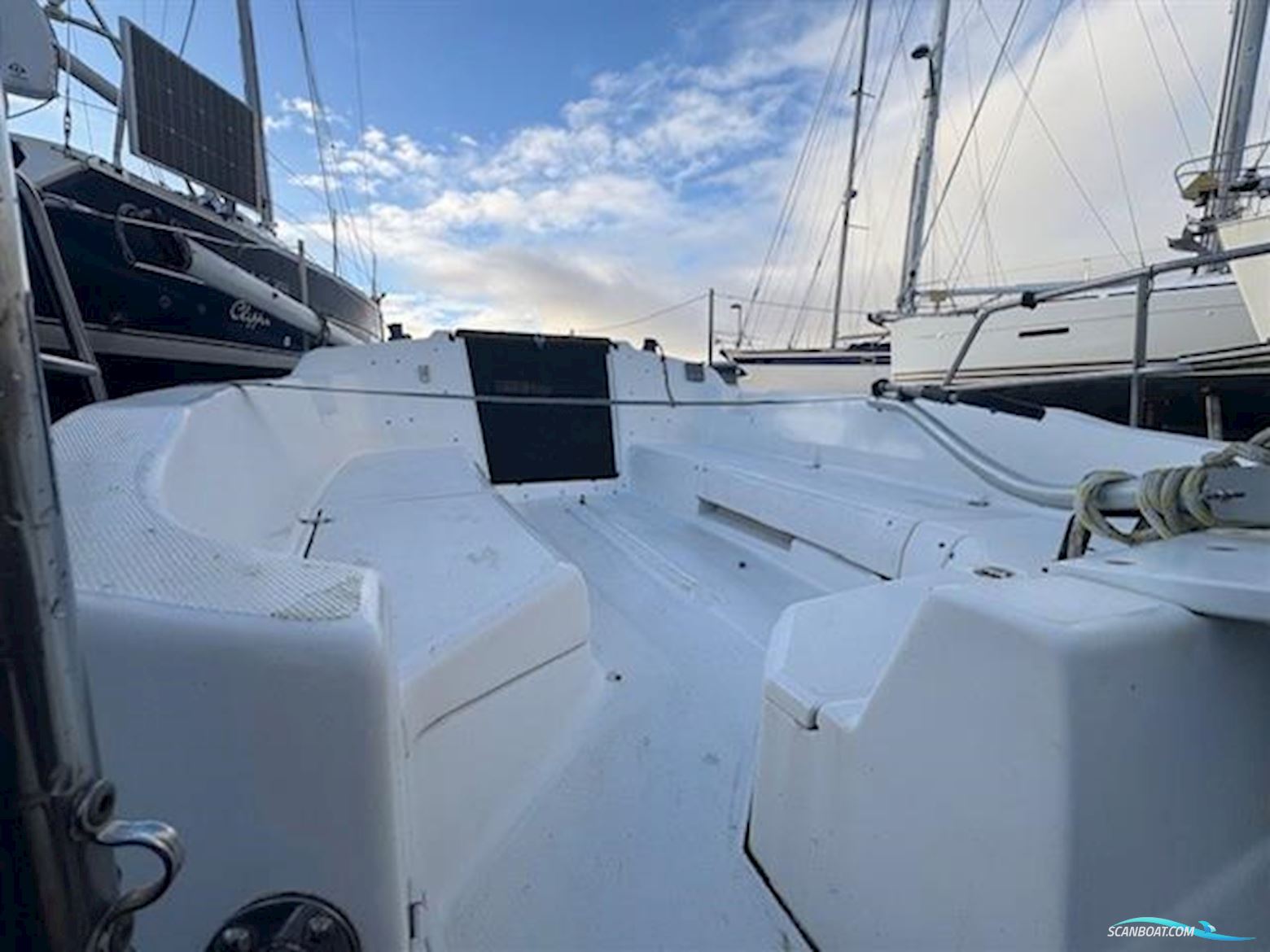 Hunter  Legend 240