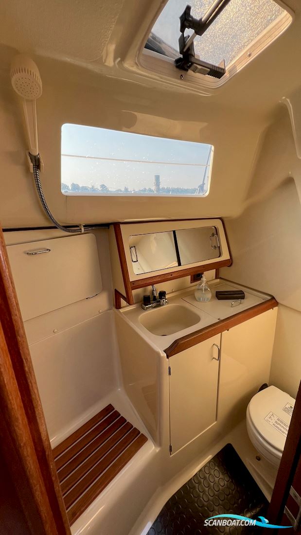 Hunter 28
