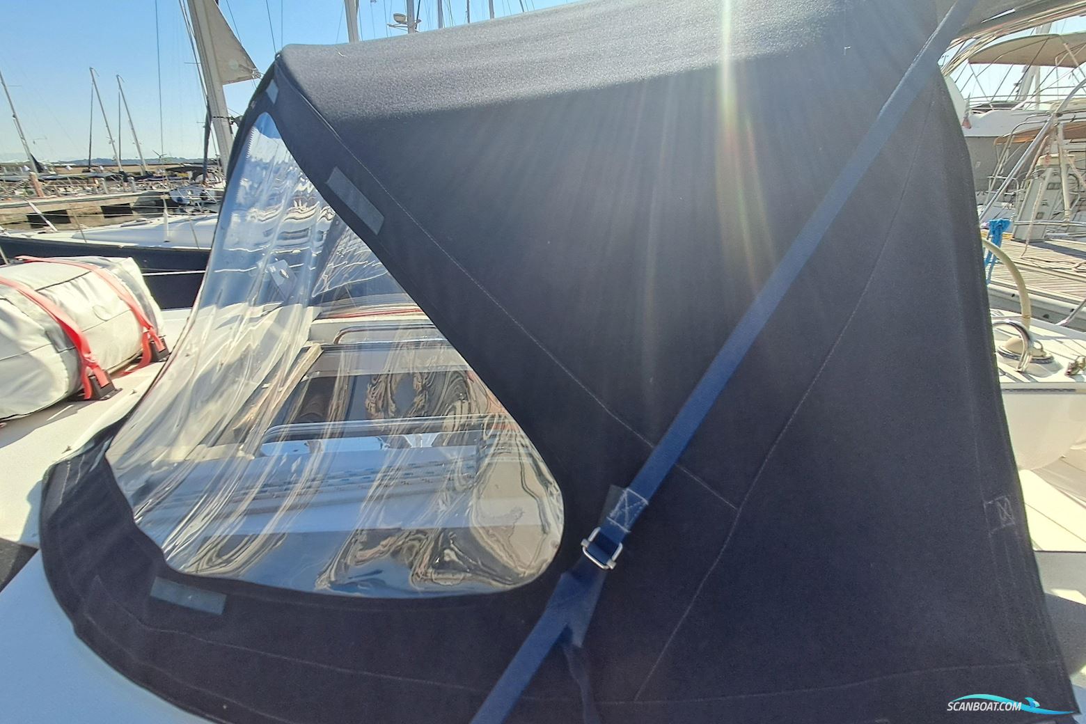 Hunter 39