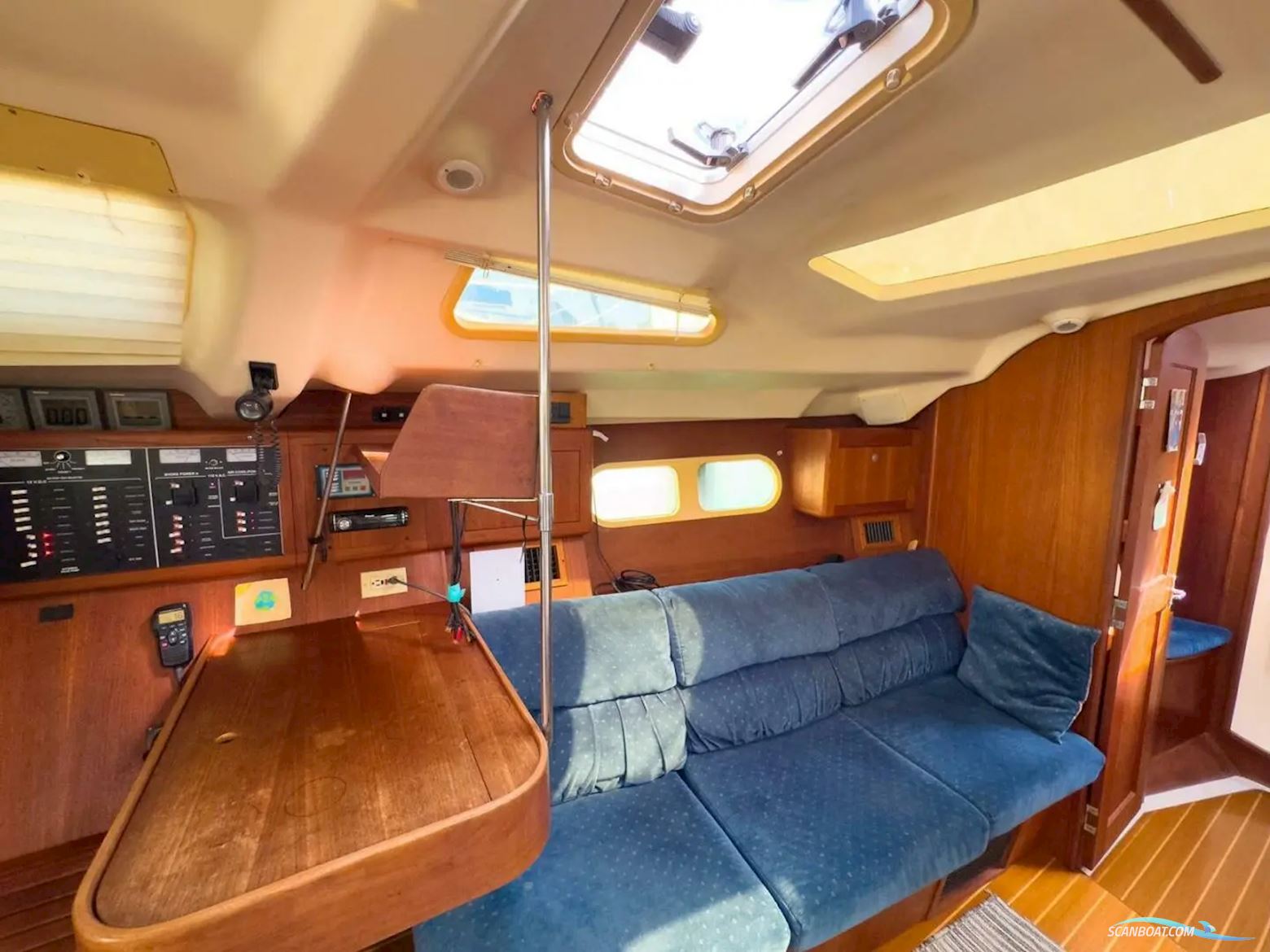 Hunter 410