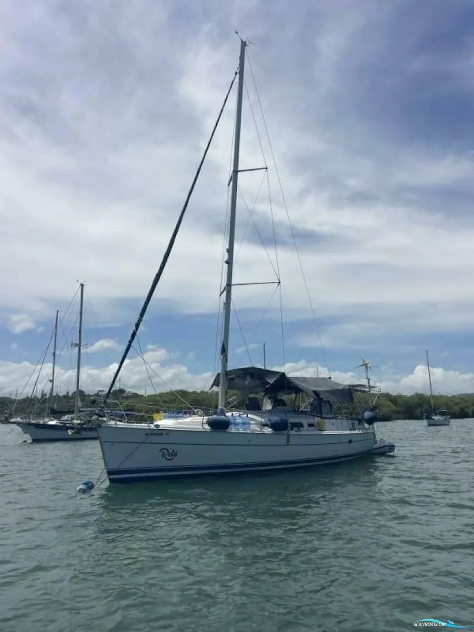Hunter 44