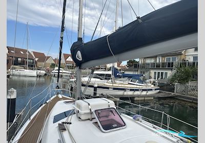 Hunter Legend 33 Zeilboten 2008, met Yanmar motor, United Kingdom