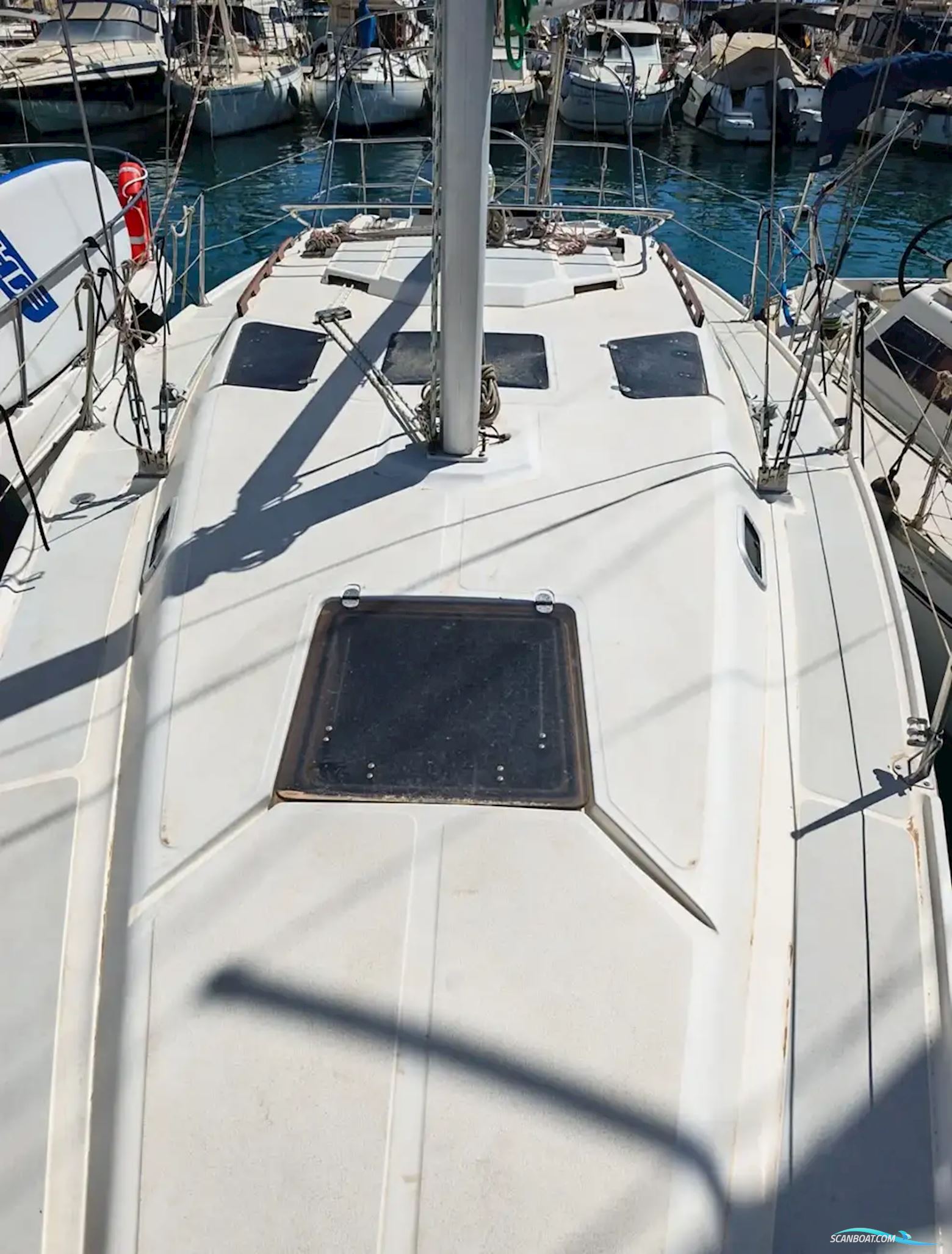 Hunter Legend 35.5