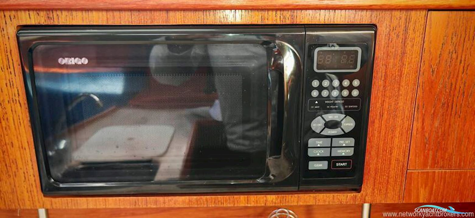 Hunter Legend 356   Bilge keel