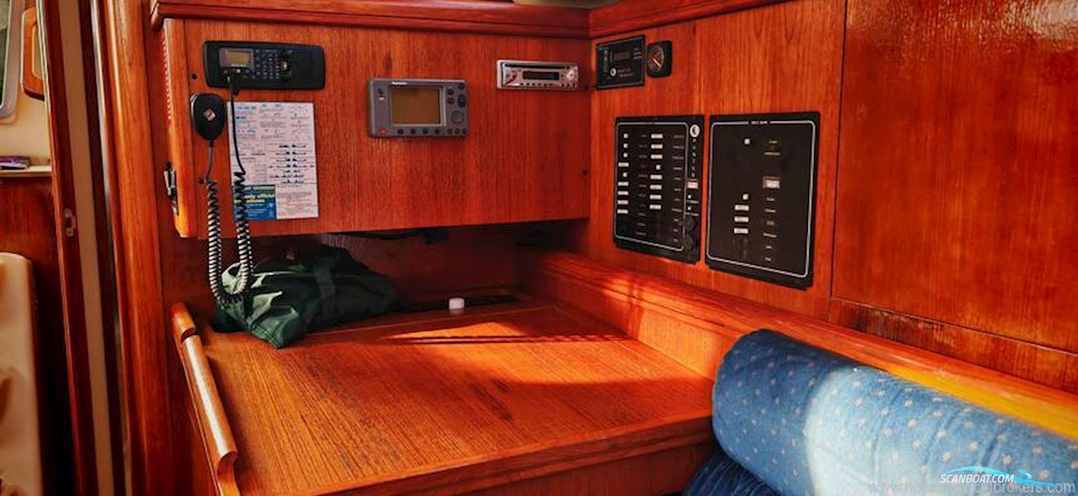 Hunter Legend 356   Bilge keel