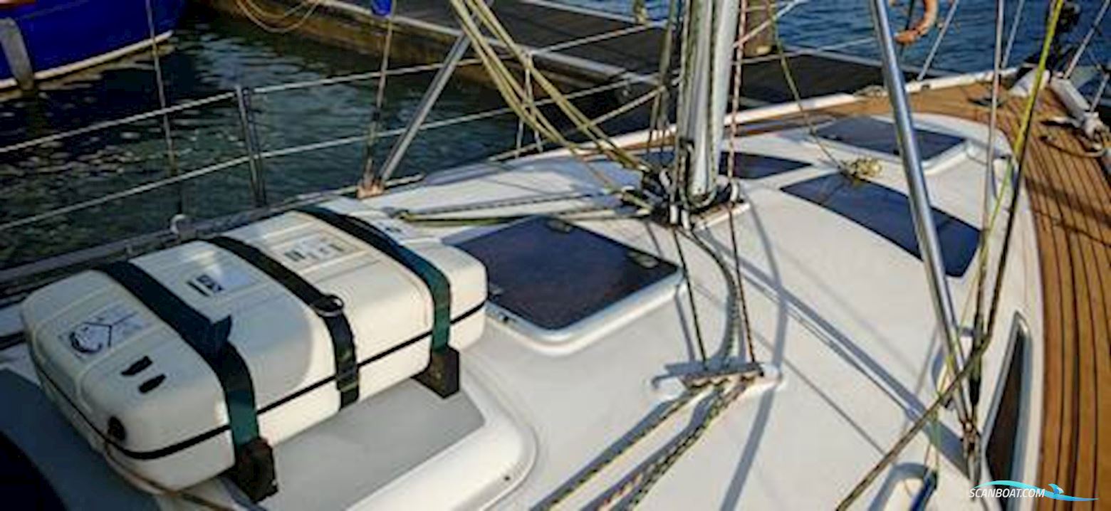 Hunter Legend 356   Bilge keel