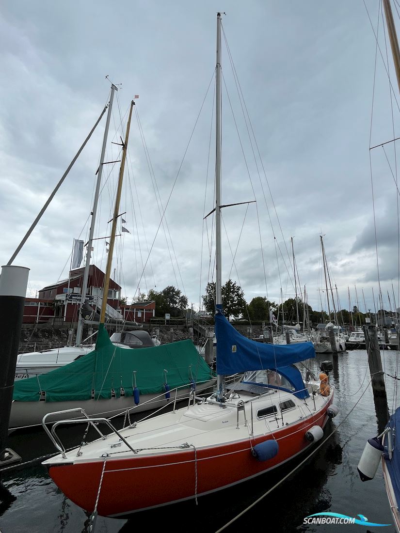 IF Folkeboot  Zeilboten 1976, met Außenbordmotor  motor, Duitsland