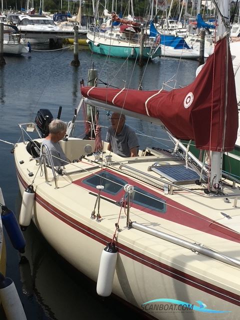 International 806 Zeilboten 1987, met Mercury motor, Denemarken