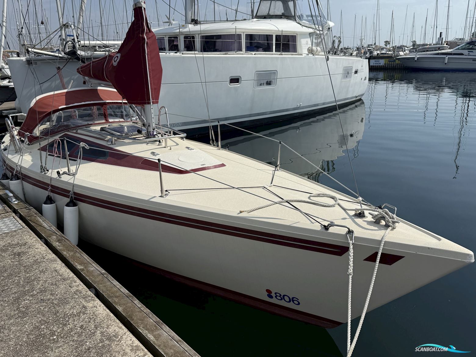 International 806 Zeilboten 1987, met Mercury motor, Denemarken