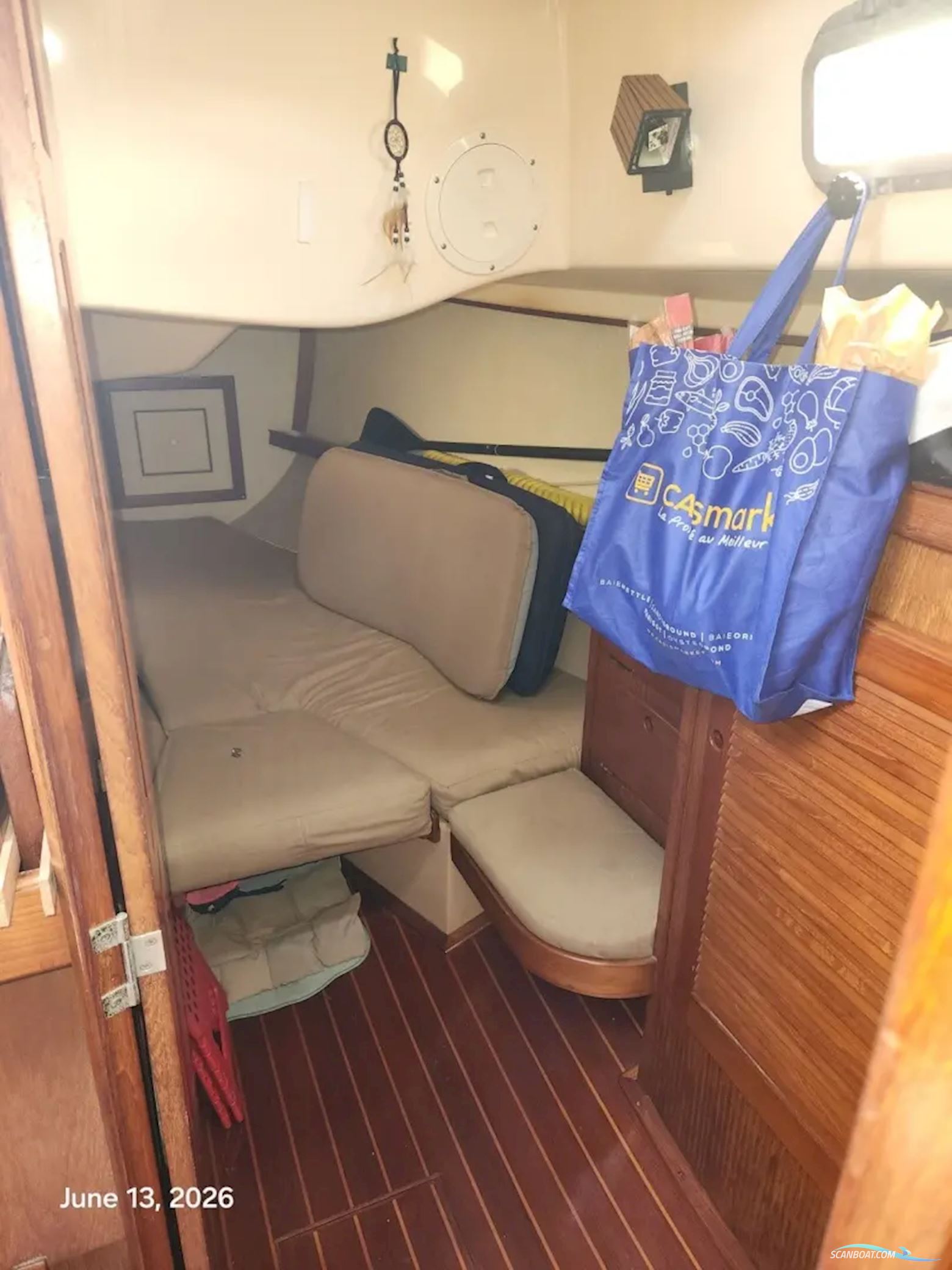Island Packet 38