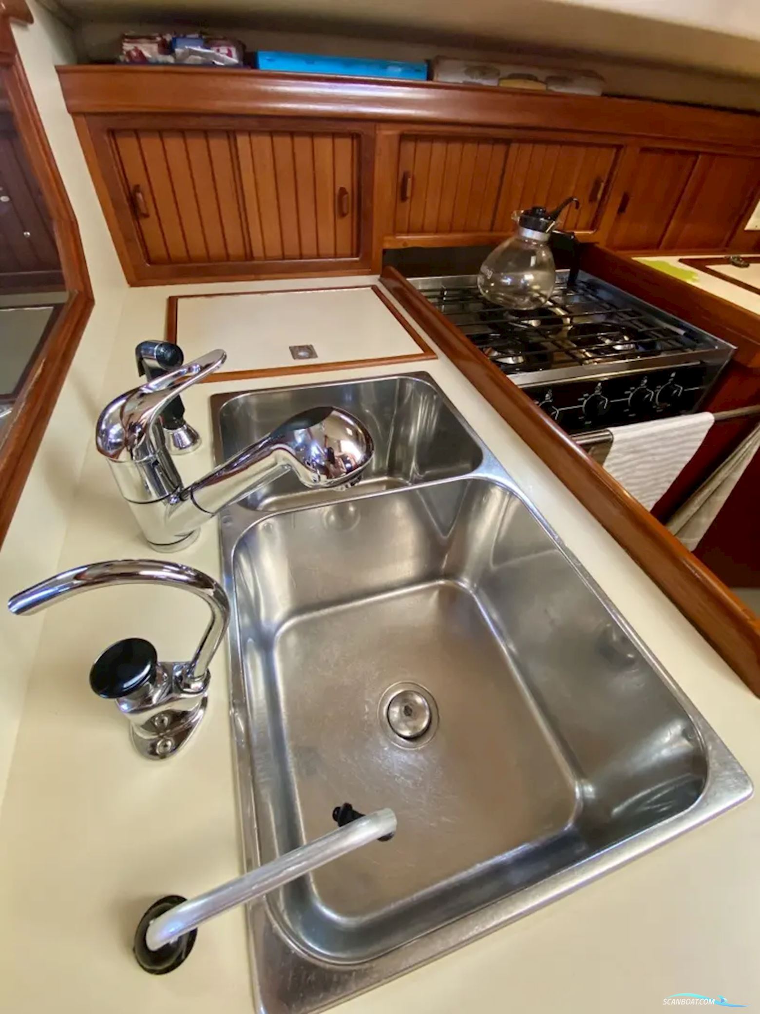 Island Packet 40
