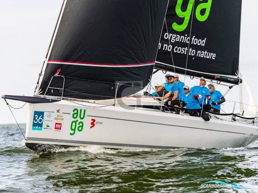 Italia Yachts 11.98 Fuoriserie