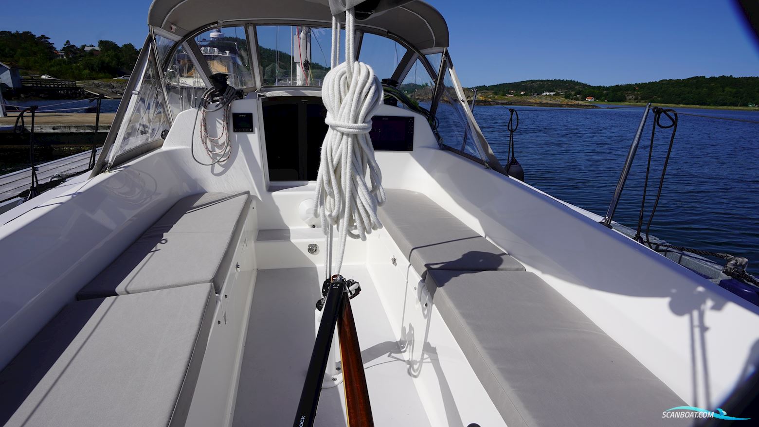 J Boats J 9