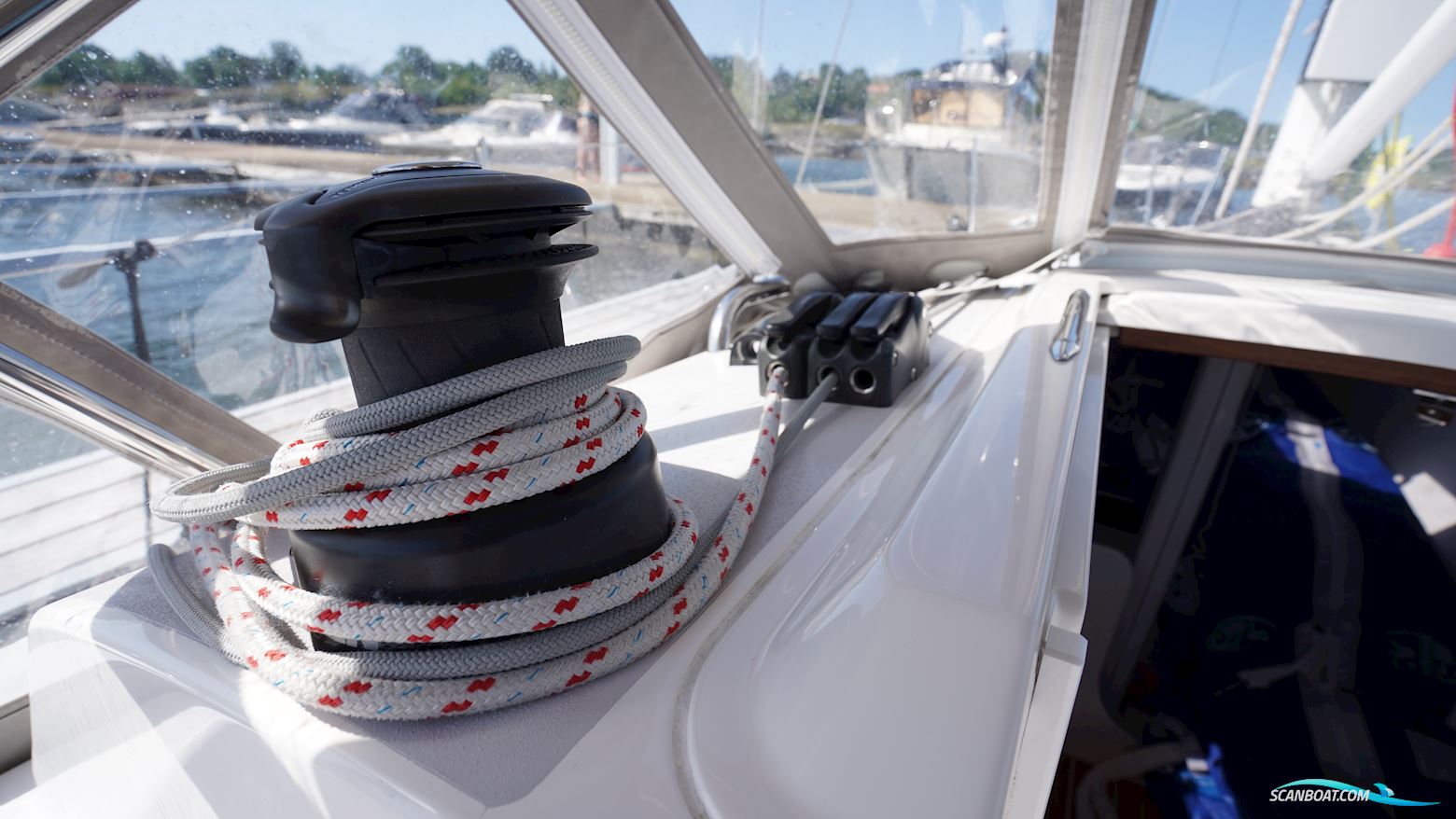 J Boats J 9
