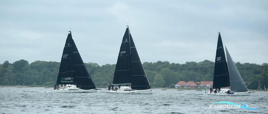 J/111