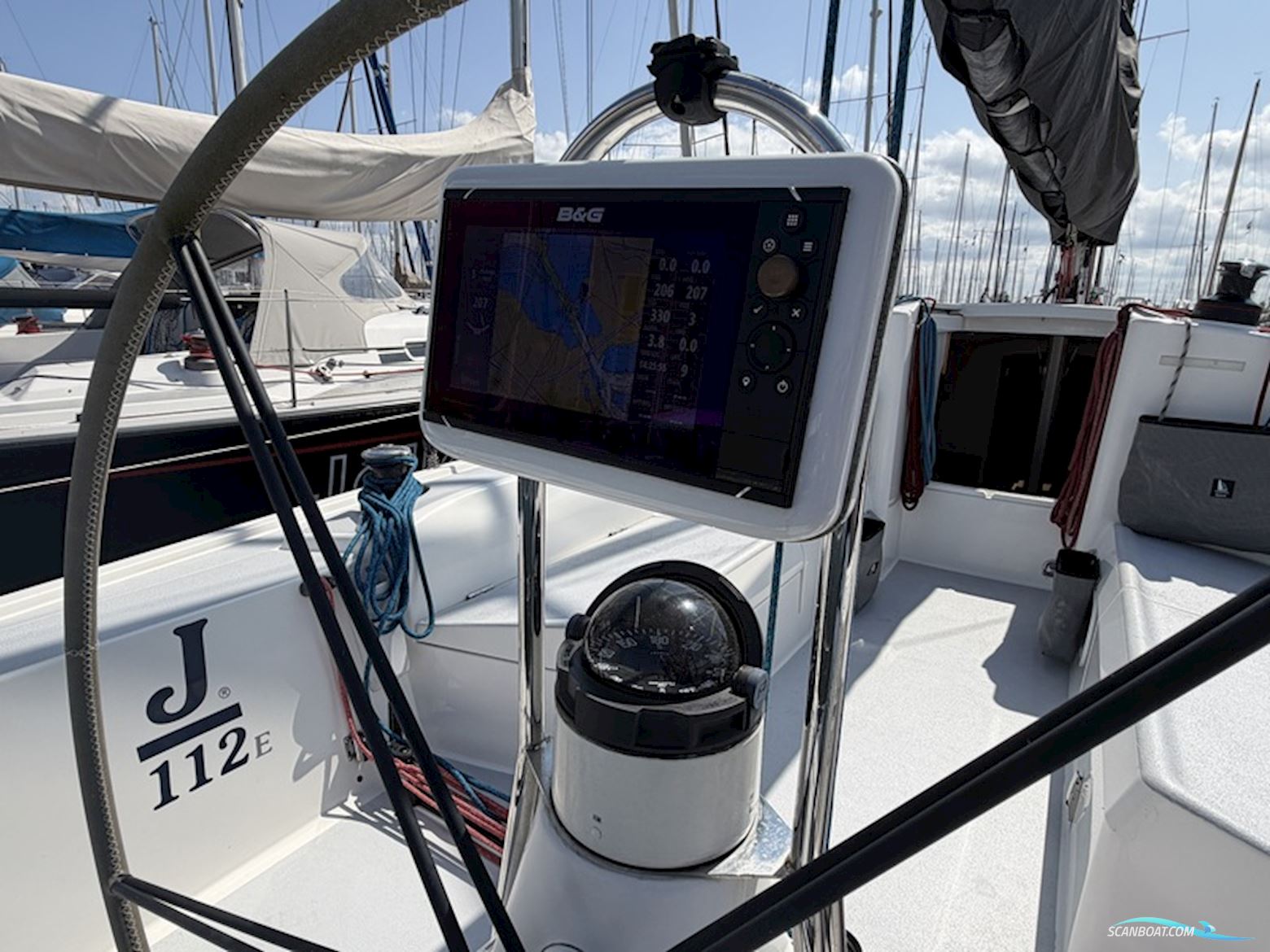 J/112E