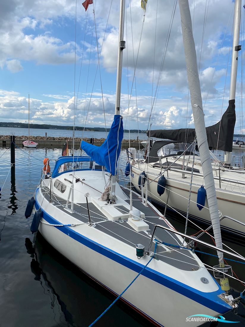 Jasmine 25 Zeilboten 1979, met Nanni 2.40 HD 10 PS motor, Duitsland