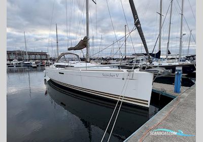 Jeanneau  Sun Odyssey 379 Zeilboten 2012, met Yanmar  3YM30 motor, United Kingdom