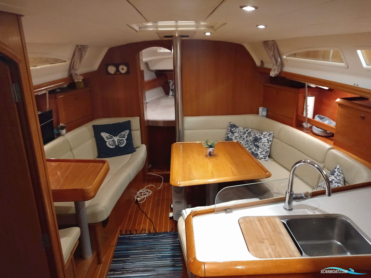 Jeanneau 37 Sun Odyssey