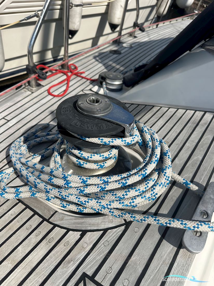 Jeanneau 44 Sun Magic
