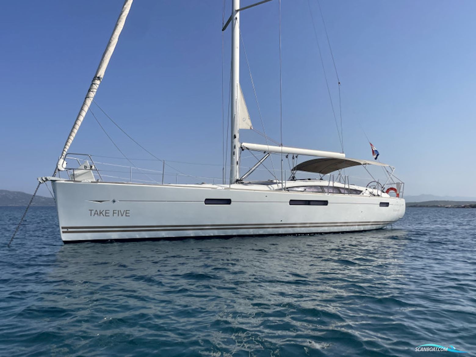 Jeanneau 53  Zeilboten 2014, met Yanmar 4JH4HTE motor, Italië