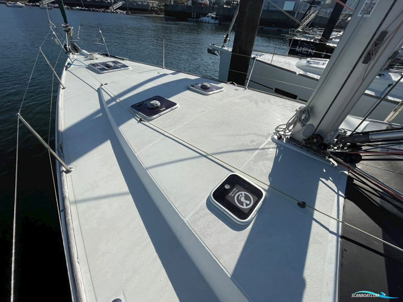 Jeanneau 53