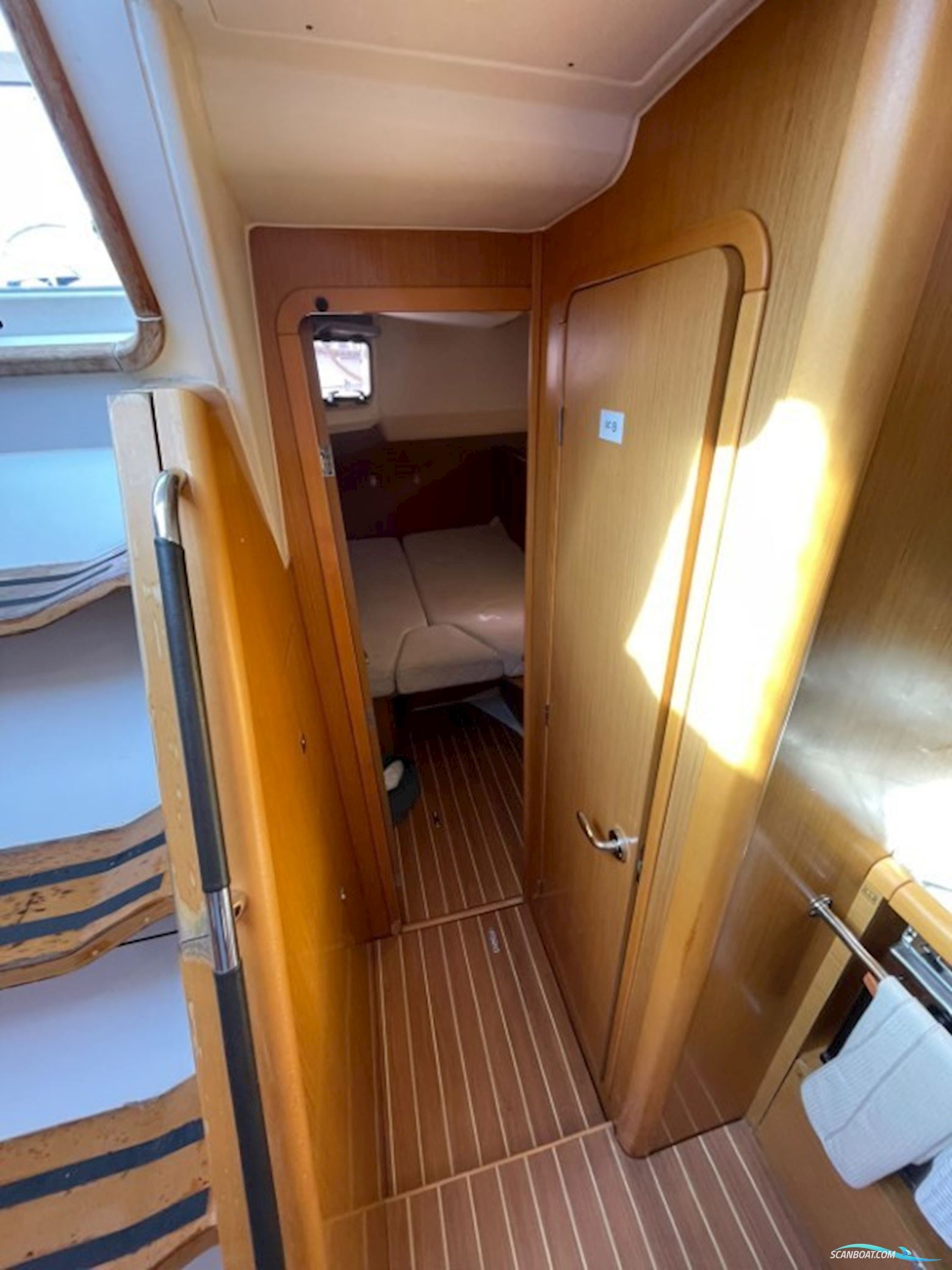 Jeanneau 53