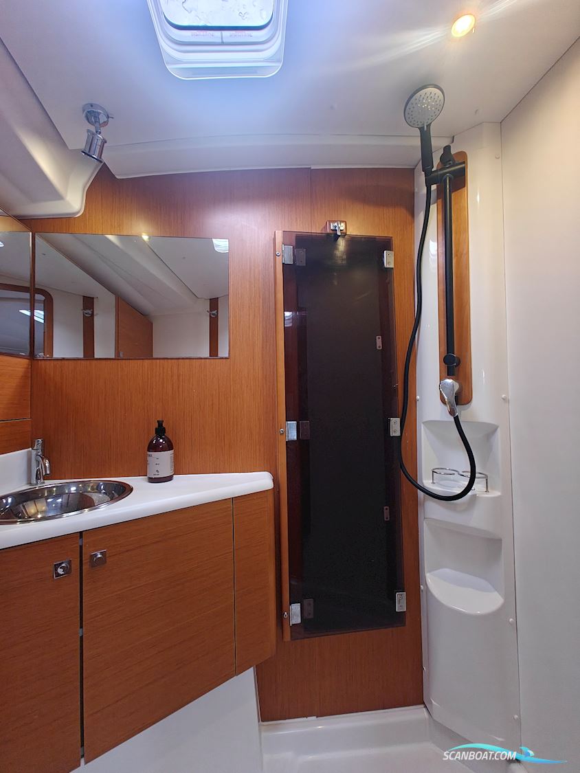 Jeanneau 53 Shallow Draft