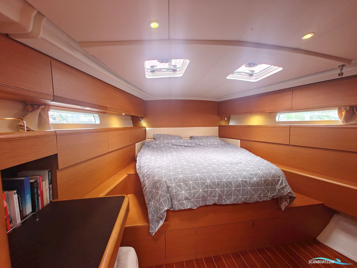 Jeanneau 53 Shallow Draft