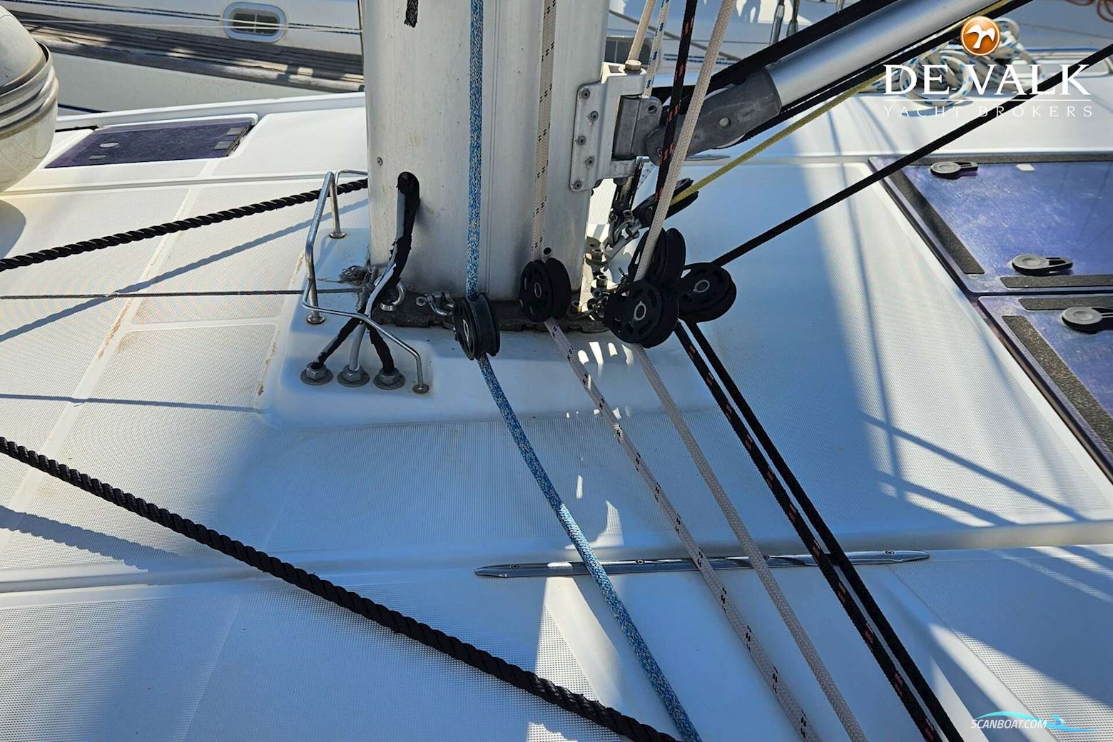 Jeanneau 54