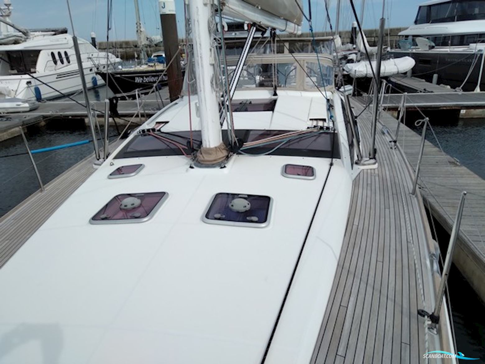 Jeanneau 57