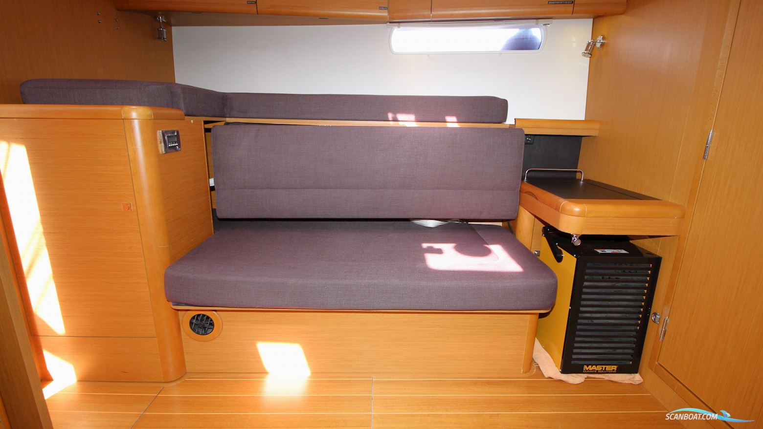 Jeanneau 57 Yacht