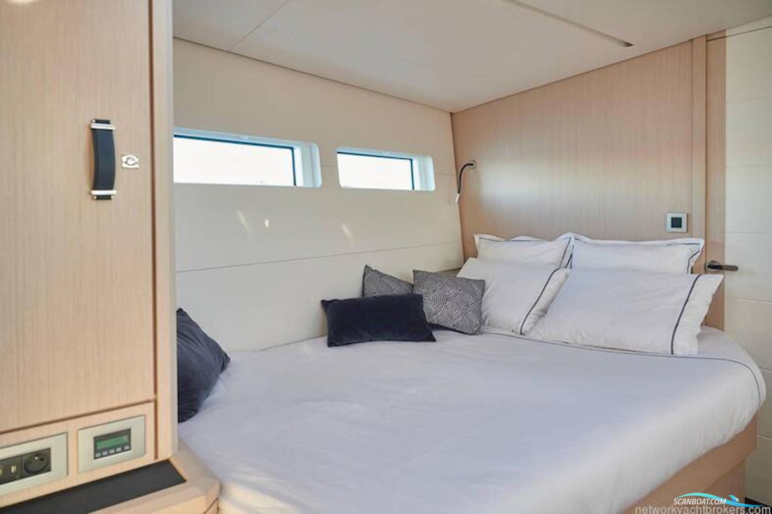 Jeanneau 60
