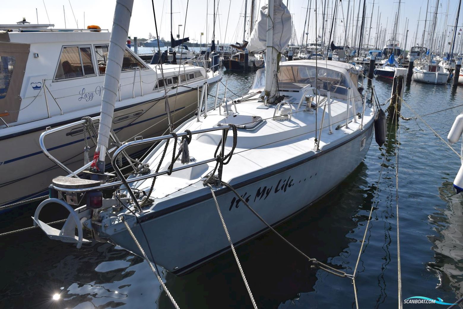 Jeanneau Gin Fizz 38