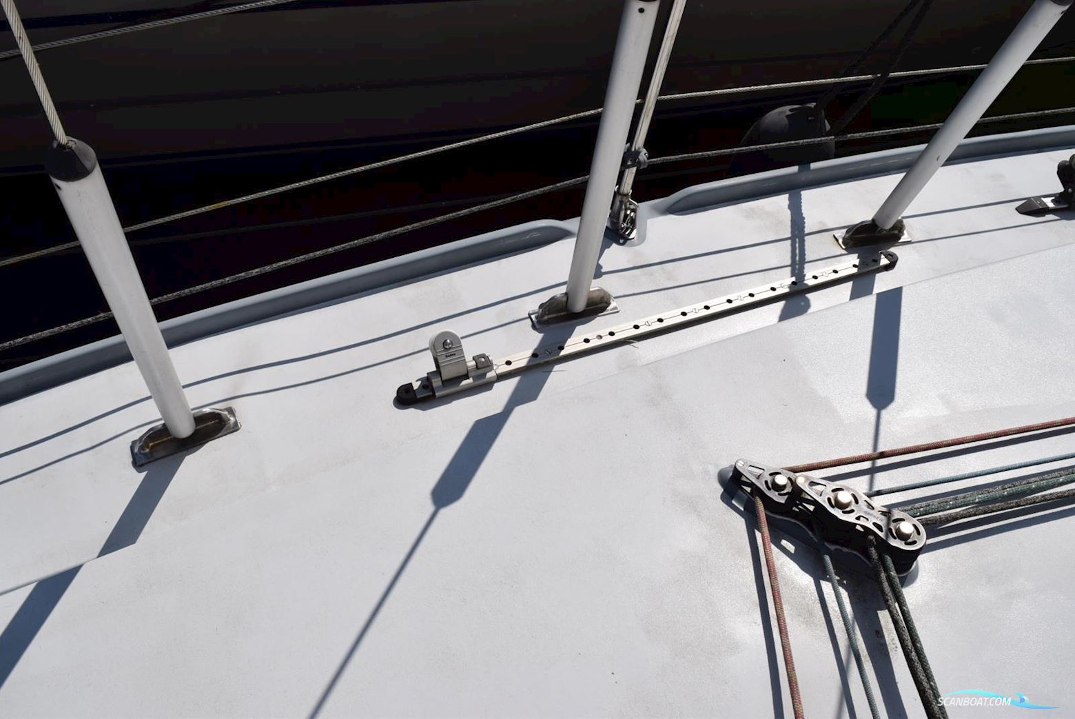 Jeanneau Gin Fizz 38