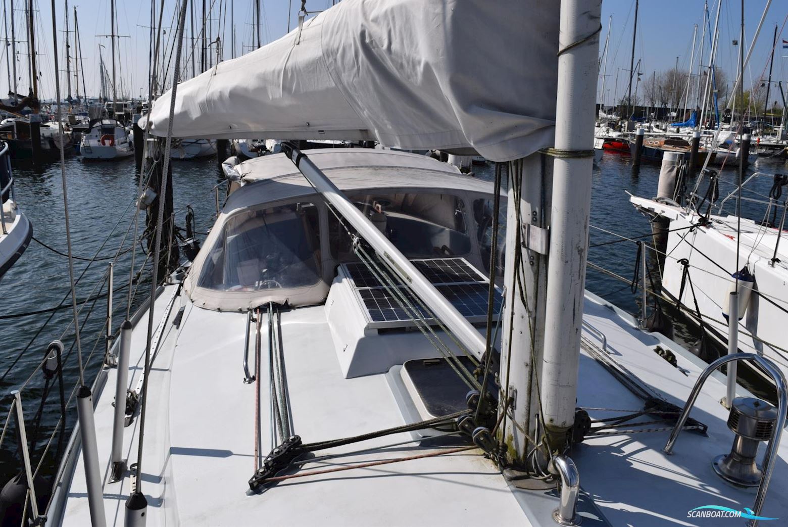 Jeanneau Gin Fizz 38